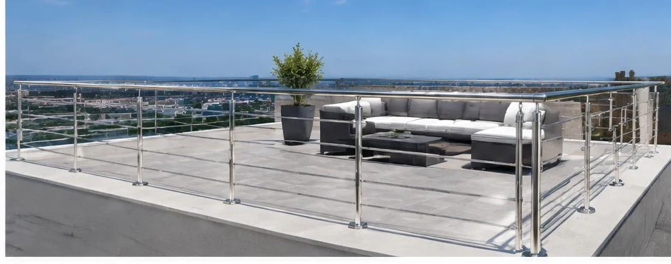 Balustrade 100 % inox — configuration contemporaine 04